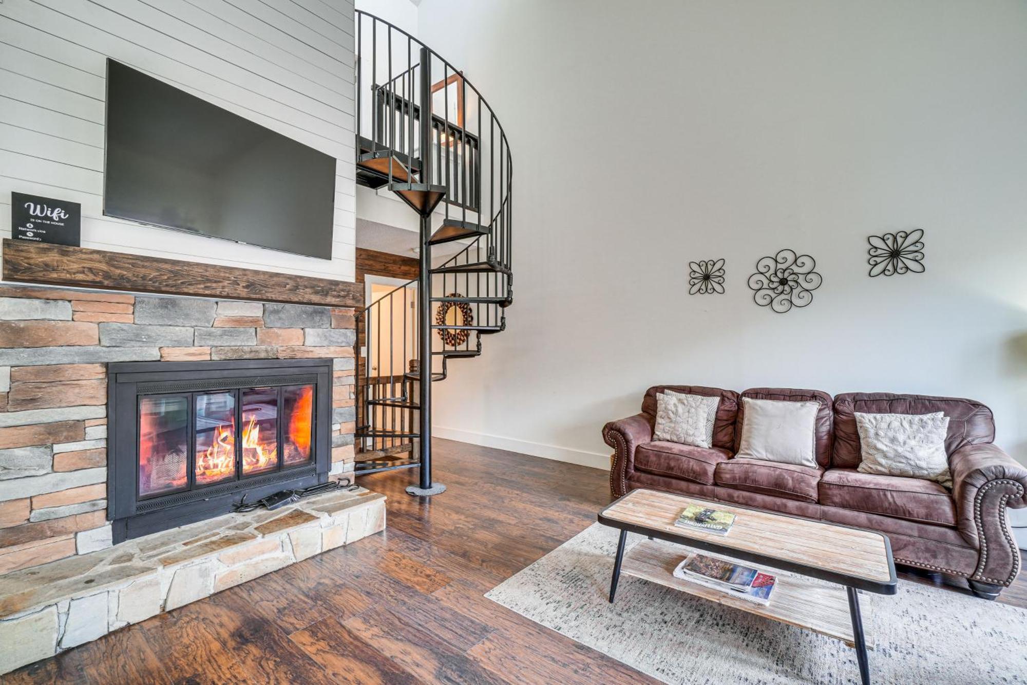 Gatlinburg Mountain Townhome With Pool Access! Exterior foto